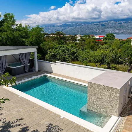 度假居 La Pieda *